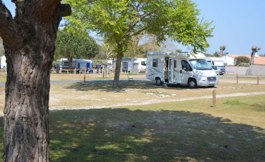 Emplacement camping car caravane proche mer